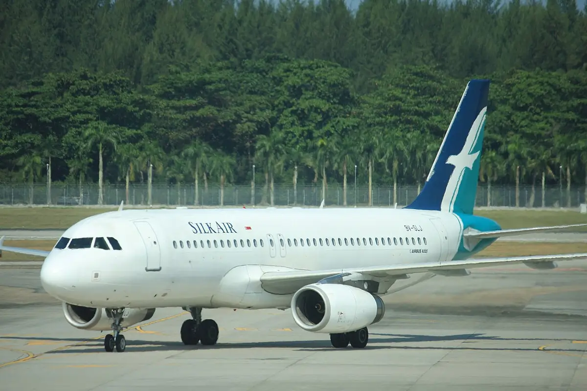 勝安航空