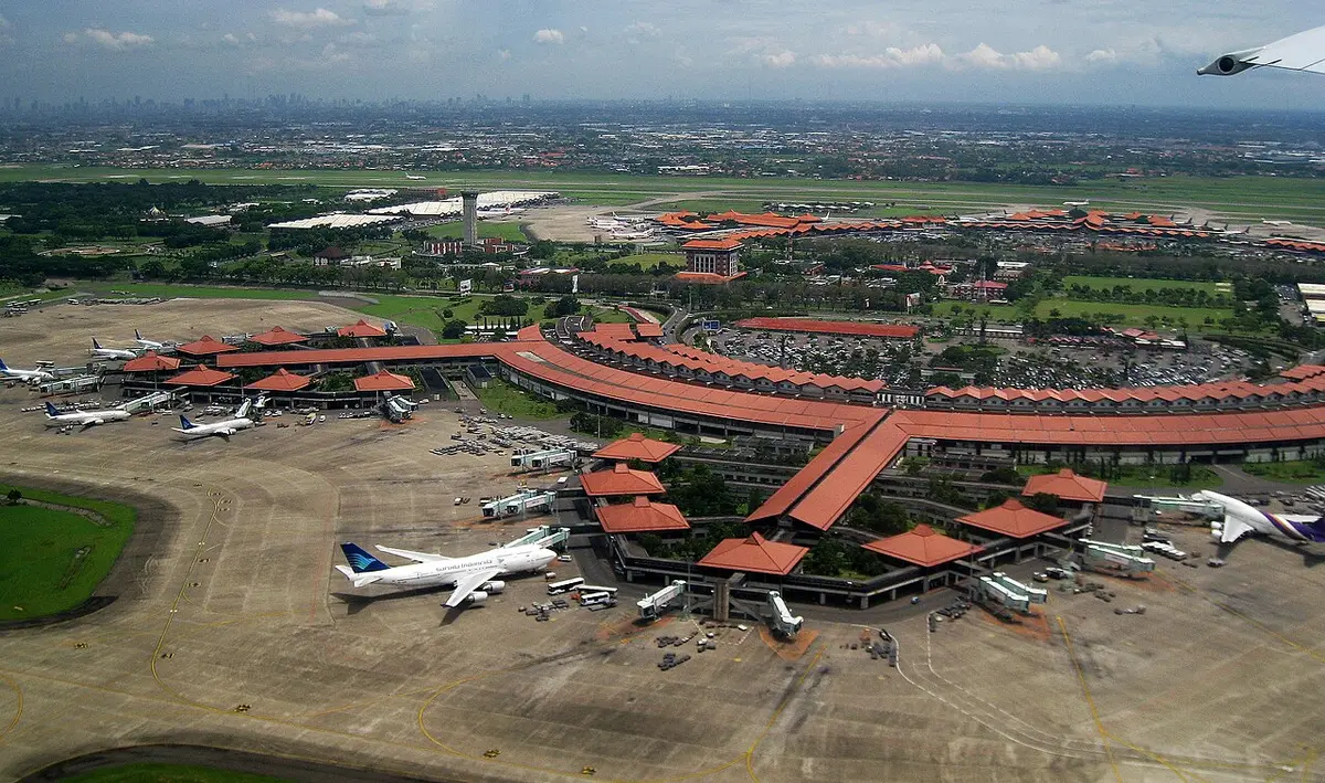 雅加達（CGK）